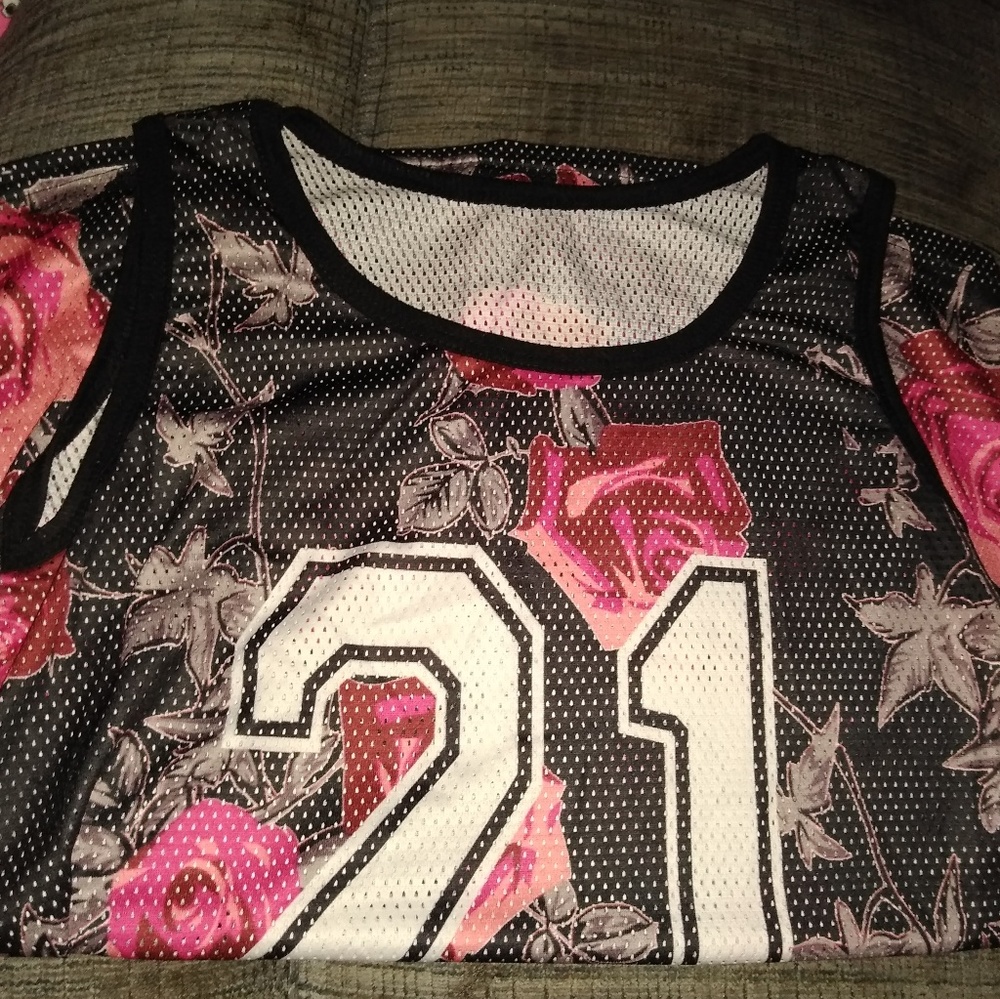 Rose colored jearsy tank top 🌹